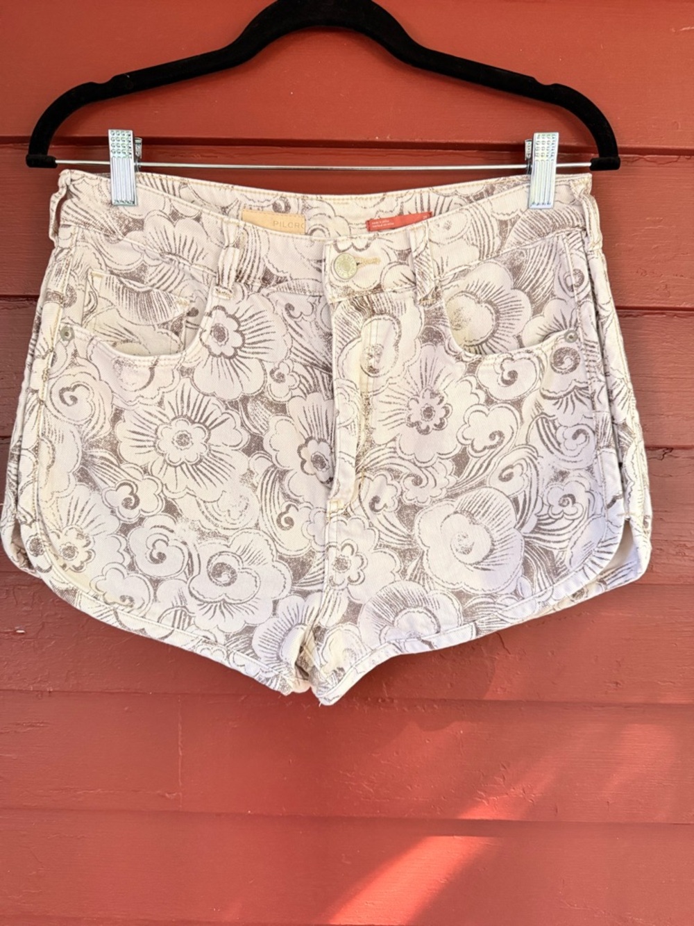 Pilcro Cream Floral-Pattern High-Rise Jean Shorts